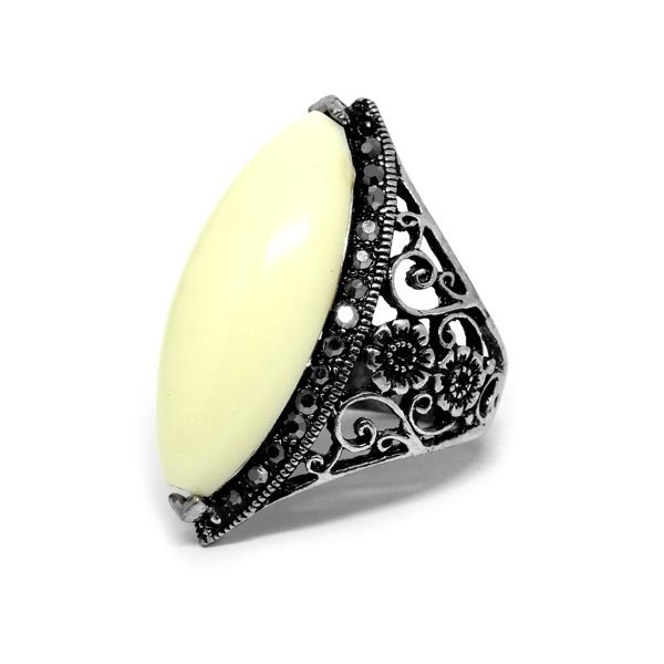 Anel Boho Floral Prata Velha com Branco - ARO 19 Anel Boho Floral Prata Velha com Branco